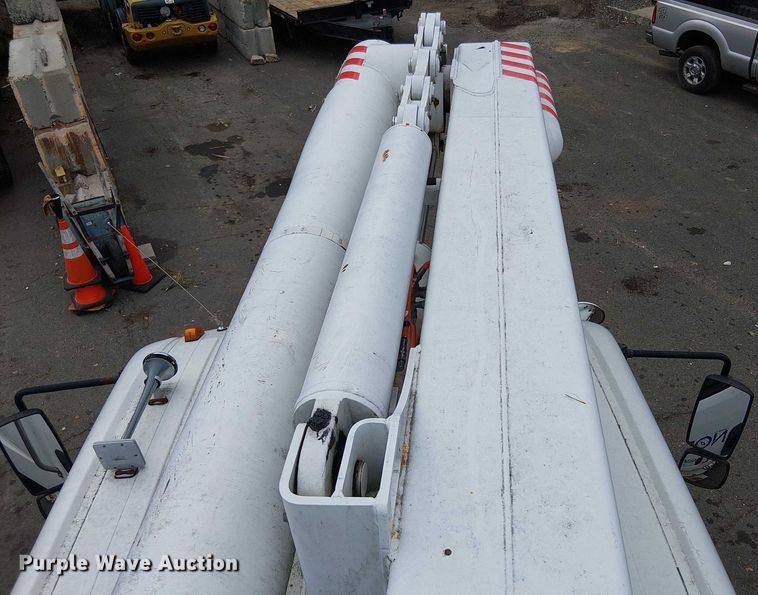 image for item EV5255 2012 Freightliner M2 bucket truck