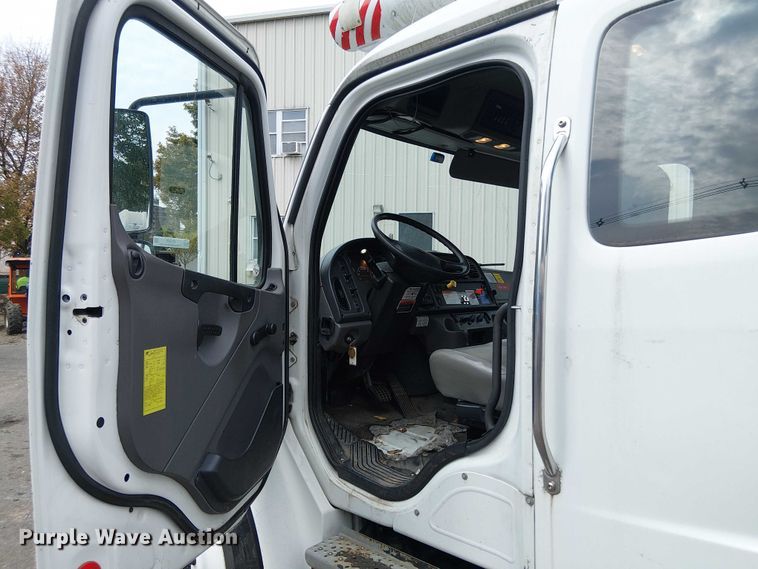 image for item EV5255 2012 Freightliner M2 bucket truck