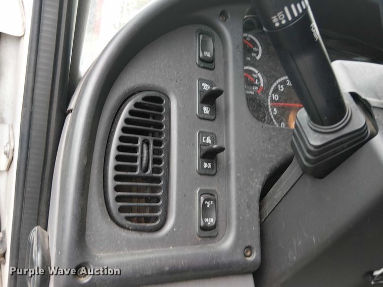 image for item EV5255 2012 Freightliner M2 bucket truck