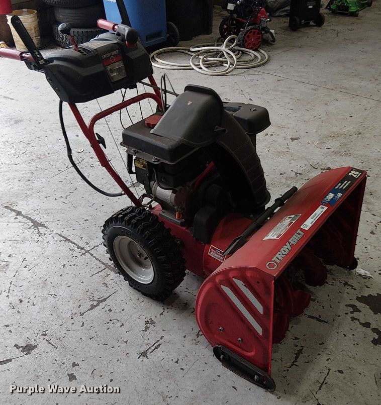 image for item EV5261 Troy bilt Storm 2840 snow blower
