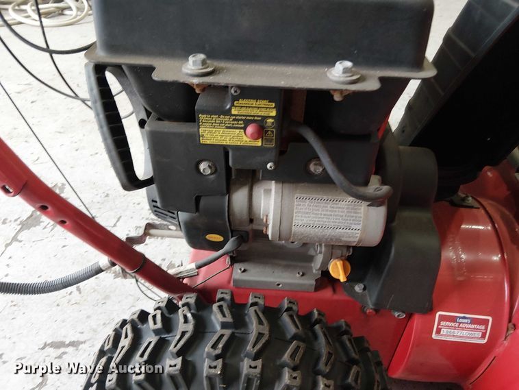 image for item EV5261 Troy bilt Storm 2840 snow blower