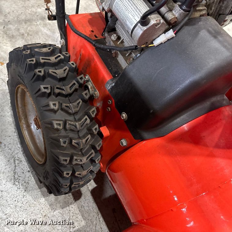 image for item EV5262 (2) Ariens Deluxe 28 snow blowers