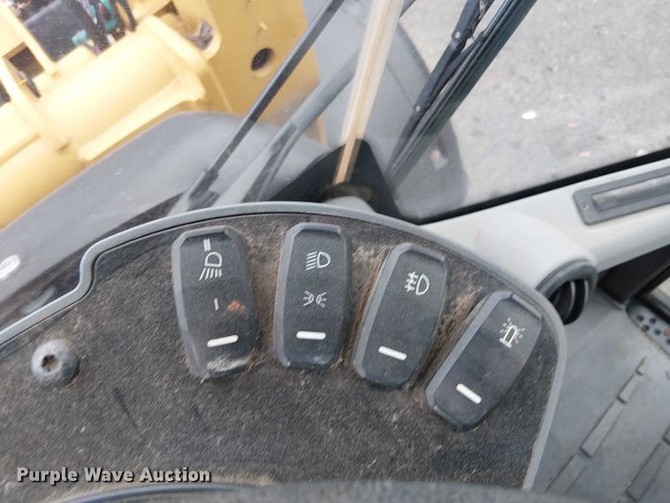 image for item EV5264 2018 Caterpillar 906M wheel loader