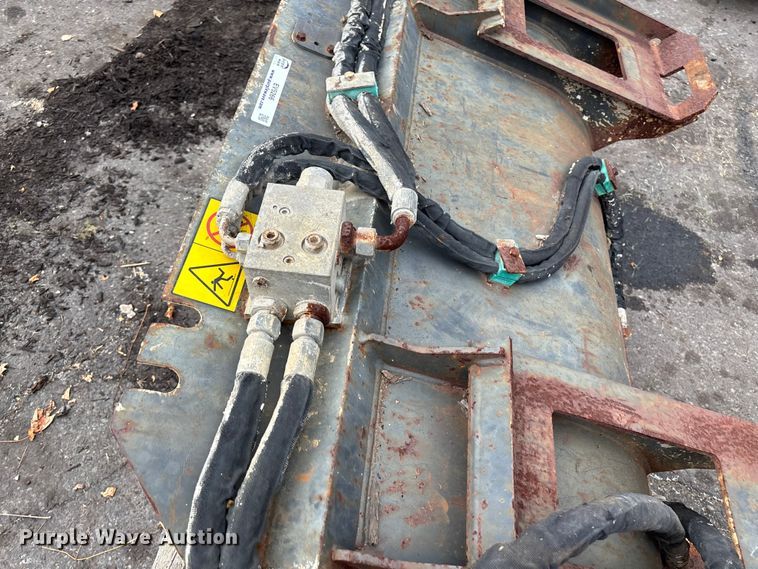 image for item EV5266 Bobcat skid steer concrete mixer