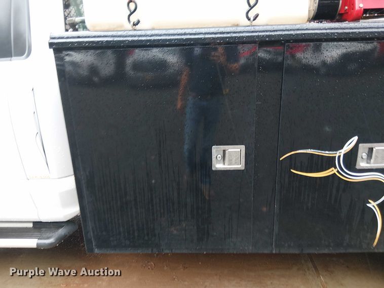 image for item EV5270 2019 Ford F550 utility / service truck