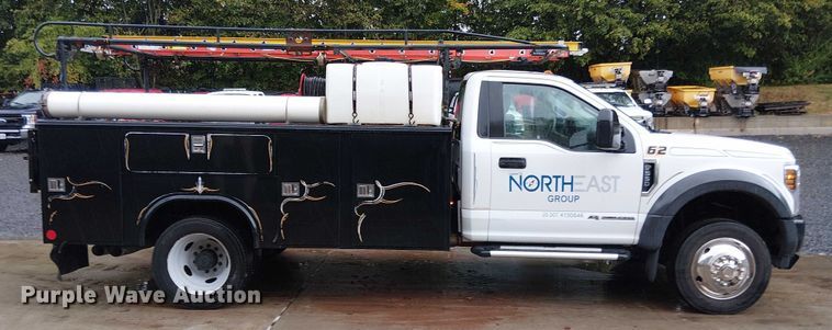 image for item EV5270 2019 Ford F550 utility / service truck