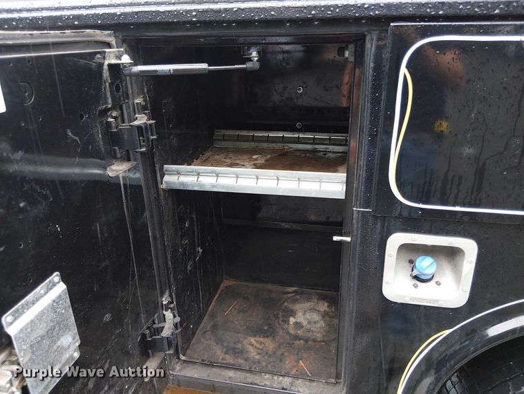 image for item EV5270 2019 Ford F550 utility / service truck