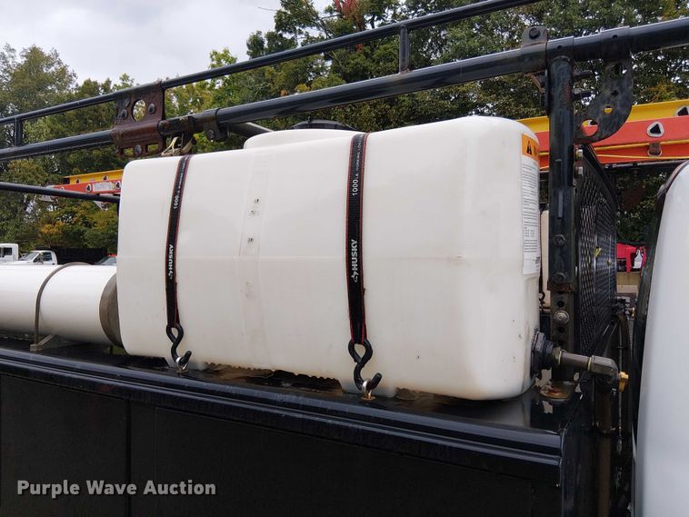 image for item EV5270 2019 Ford F550 utility / service truck