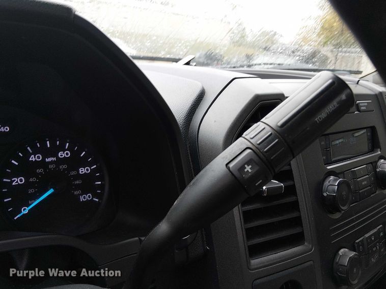 image for item EV5270 2019 Ford F550 utility / service truck