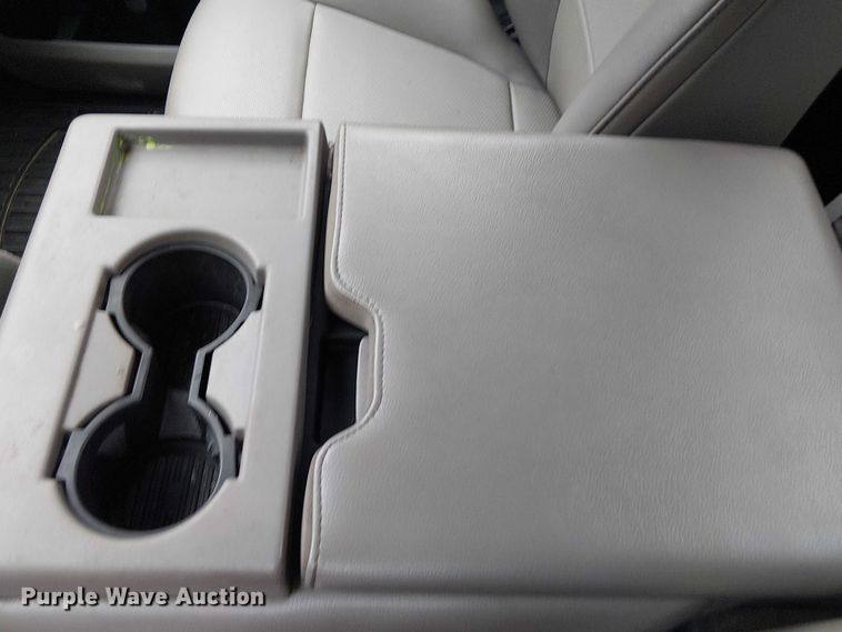 image for item EV5270 2019 Ford F550 utility / service truck