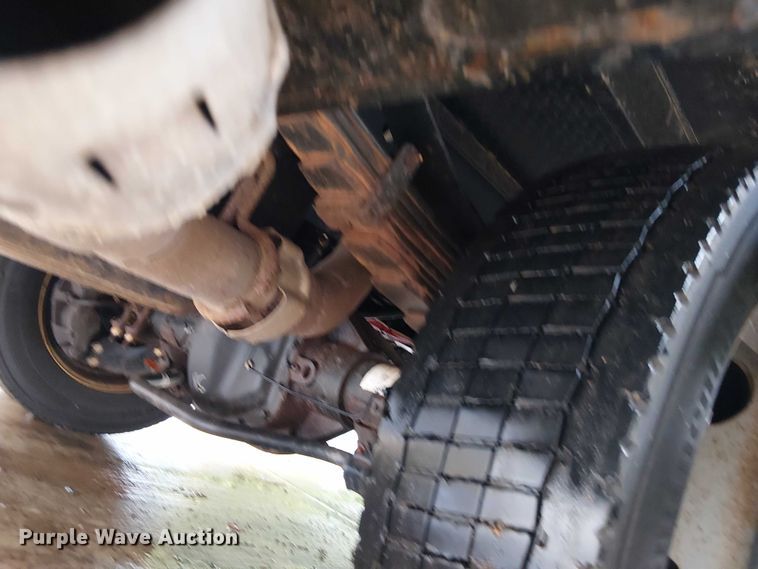 image for item EV5270 2019 Ford F550 utility / service truck