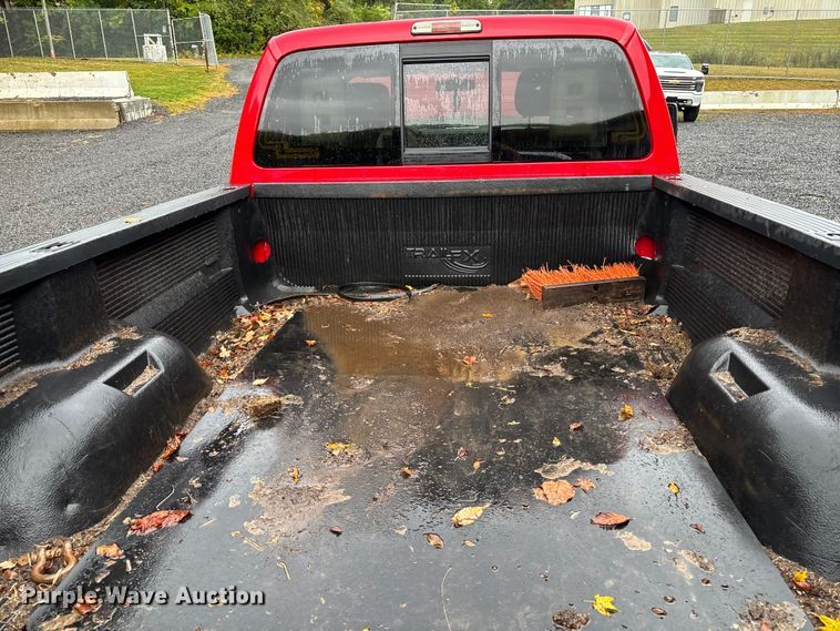 image for item EV5273 2015 Ford F250 Super Duty SuperCab pickup truck