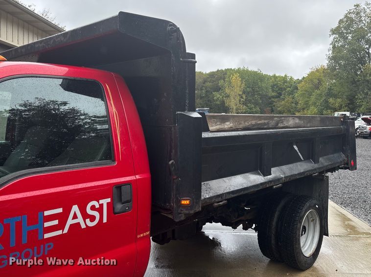 image for item EV5274 2013 Ford F550 dump truck