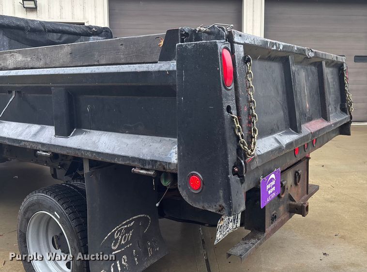 image for item EV5274 2013 Ford F550 dump truck