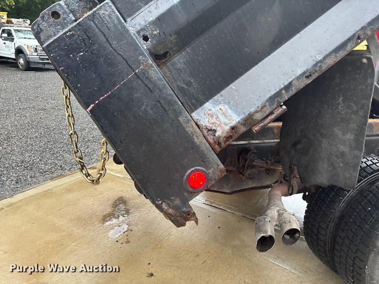 image for item EV5274 2013 Ford F550 dump truck