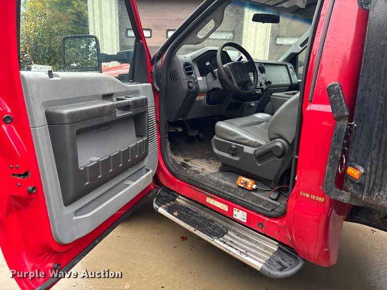 image for item EV5274 2013 Ford F550 dump truck