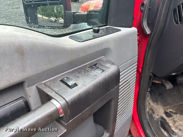 image for item EV5274 2013 Ford F550 dump truck