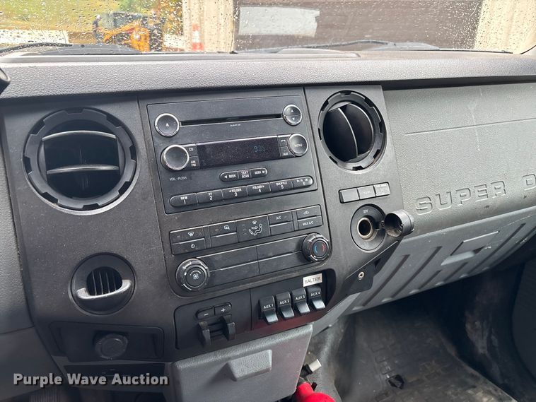 image for item EV5274 2013 Ford F550 dump truck