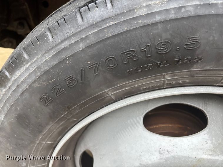 image for item EV5274 2013 Ford F550 dump truck