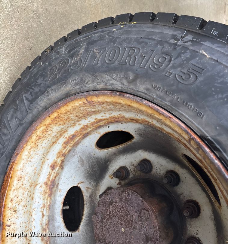 image for item EV5274 2013 Ford F550 dump truck