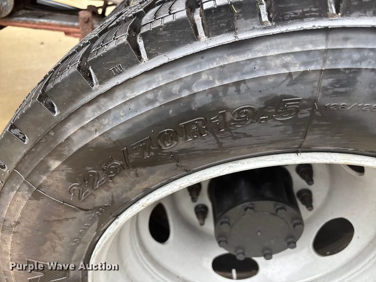 image for item EV5274 2013 Ford F550 dump truck