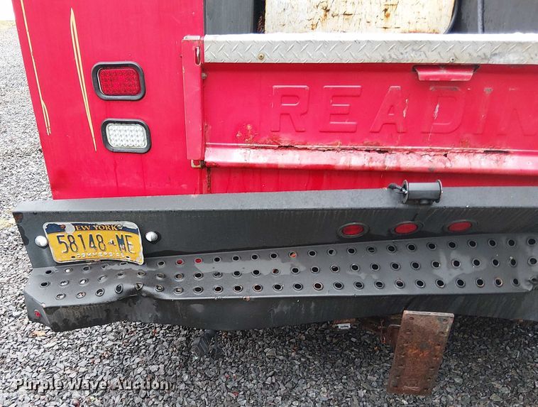 image for item EV5275 2016 Ford F350 Super Duty utility bed pickup truck