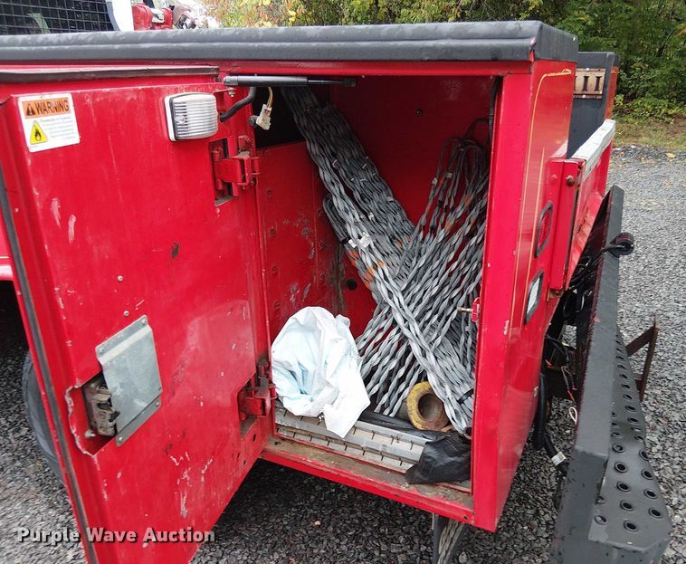 image for item EV5275 2016 Ford F350 Super Duty utility bed pickup truck