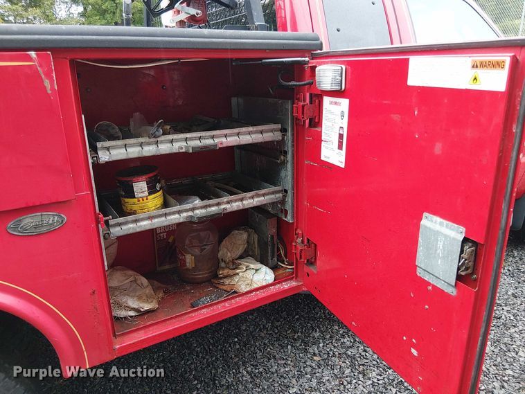 image for item EV5275 2016 Ford F350 Super Duty utility bed pickup truck