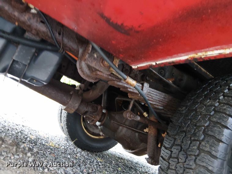 image for item EV5275 2016 Ford F350 Super Duty utility bed pickup truck