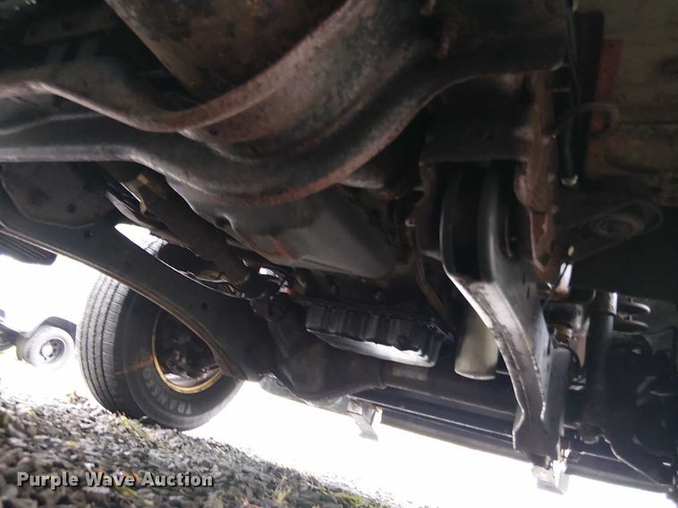 image for item EV5275 2016 Ford F350 Super Duty utility bed pickup truck