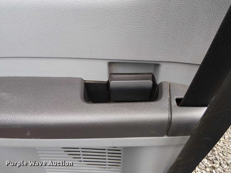 image for item EV5275 2016 Ford F350 Super Duty utility bed pickup truck