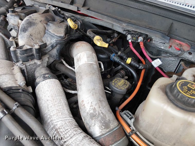 image for item EV5275 2016 Ford F350 Super Duty utility bed pickup truck