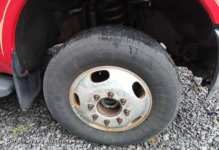 image for item EV5275 2016 Ford F350 Super Duty utility bed pickup truck