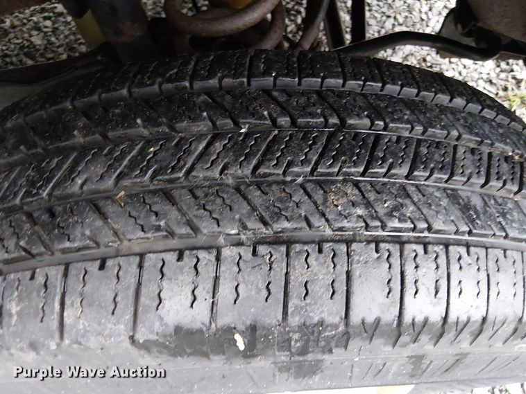 image for item EV5275 2016 Ford F350 Super Duty utility bed pickup truck