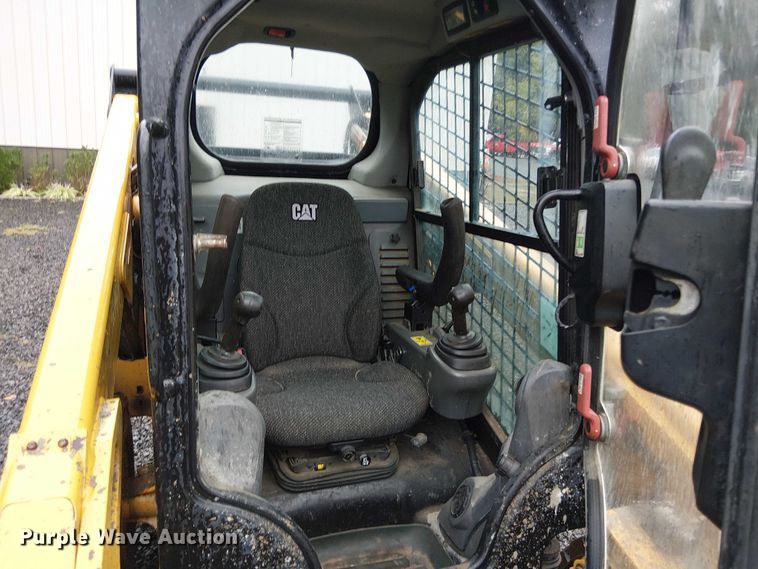 image for item EV5279 2016 Caterpillar 262D skid steer loader