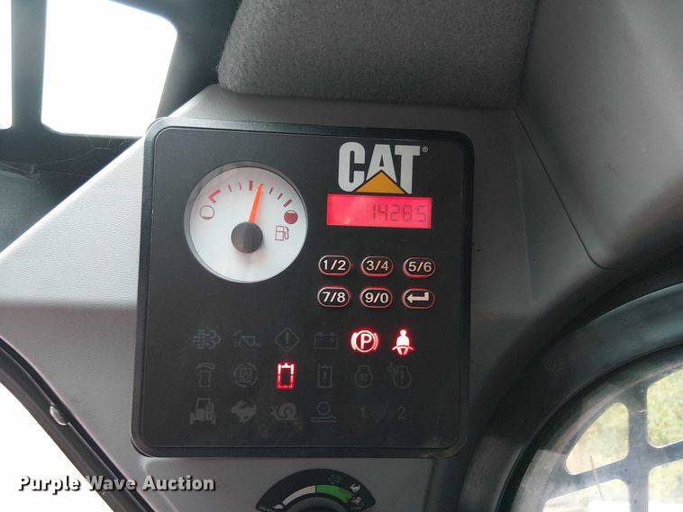 image for item EV5279 2016 Caterpillar 262D skid steer loader