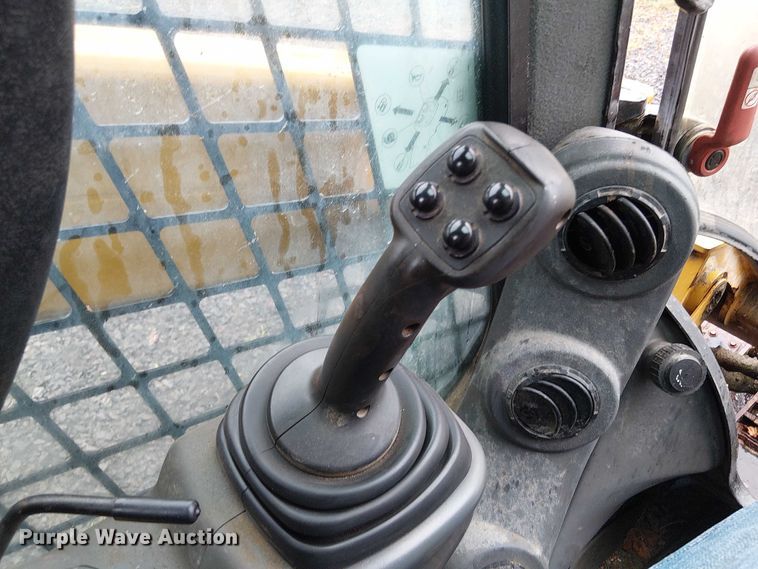 image for item EV5279 2016 Caterpillar 262D skid steer loader