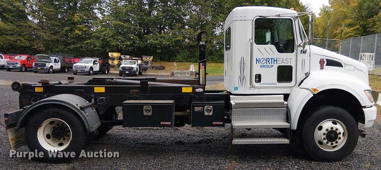 image for item EV5285 2020 Kenworth T370 hook lift truck