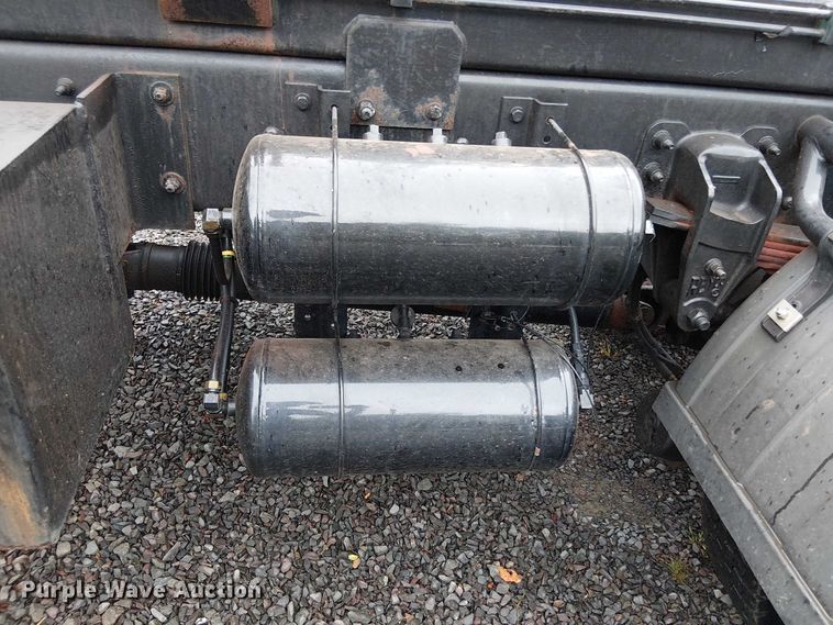 image for item EV5285 2020 Kenworth T370 hook lift truck