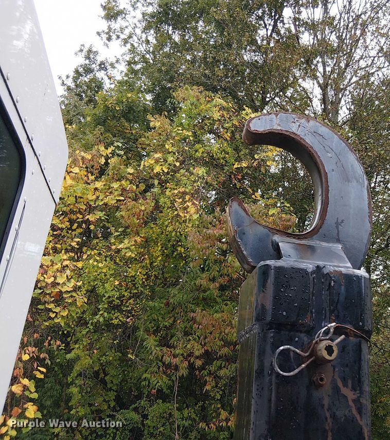 image for item EV5285 2020 Kenworth T370 hook lift truck