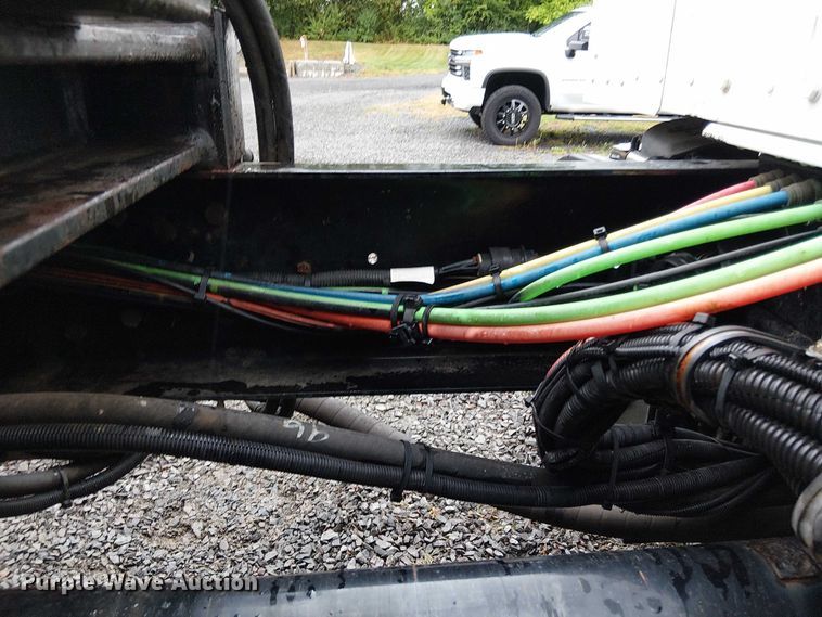 image for item EV5285 2020 Kenworth T370 hook lift truck