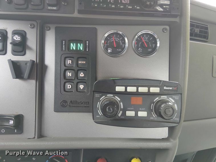 image for item EV5285 2020 Kenworth T370 hook lift truck