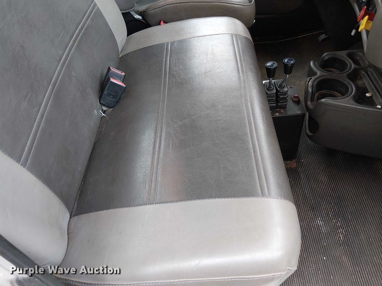 image for item EV5285 2020 Kenworth T370 hook lift truck