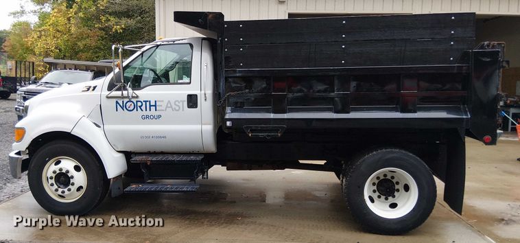 image for item EV5286 2005 Ford F-650 dump truck