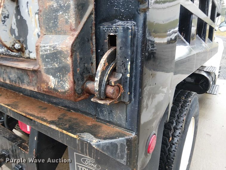 image for item EV5286 2005 Ford F-650 dump truck