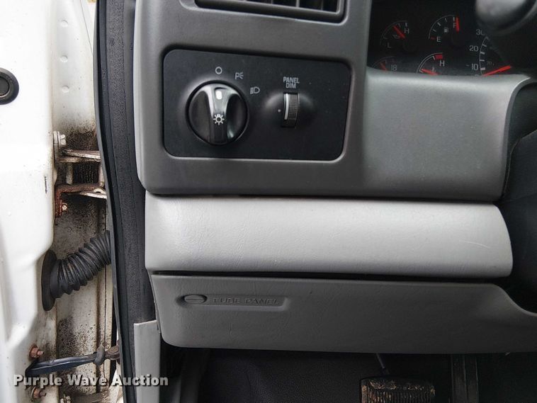 image for item EV5286 2005 Ford F-650 dump truck