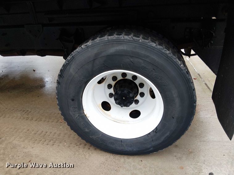 image for item EV5286 2005 Ford F-650 dump truck