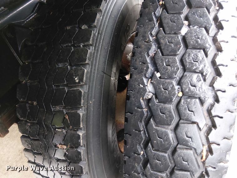 image for item EV5286 2005 Ford F-650 dump truck