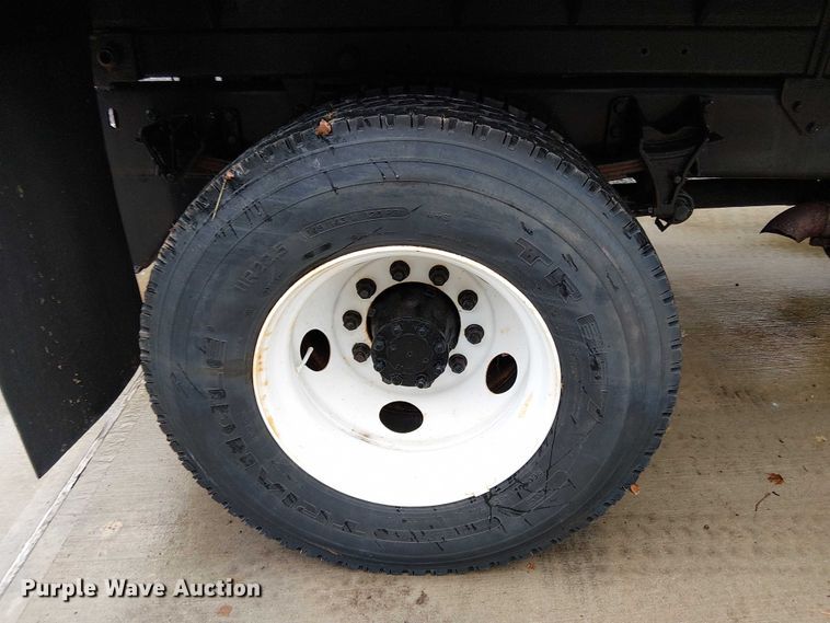 image for item EV5286 2005 Ford F-650 dump truck