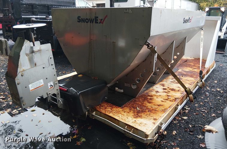 image for item EV5288 Galbreath hook lift flatbed